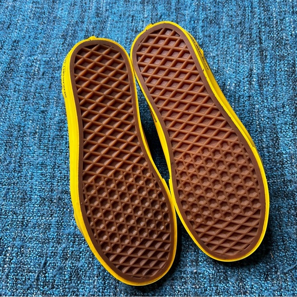 Vans x National Geographic Old Skool Sneakers Limited Edition - Picture 7 of 8